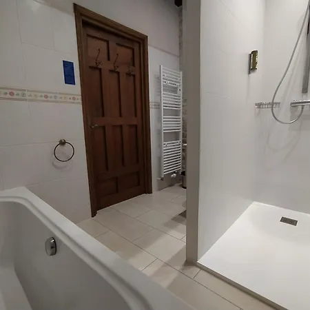 Residentielles Avec Cuisine Au Manoir De Mathan A 5 Mn D'arromanches Et 10 Mn De Bayeux * Crépon