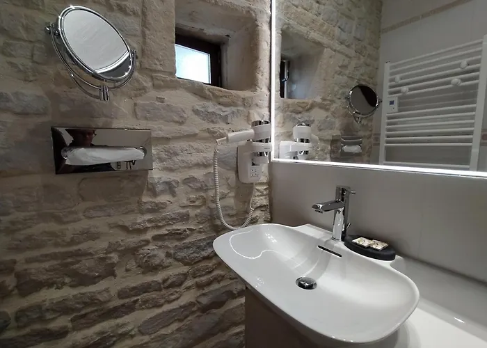 Apartament Residentielles Avec Cuisine Au Manoir De Mathan A 5 Mn D'arromanches Et 10 Mn De Bayeux *
